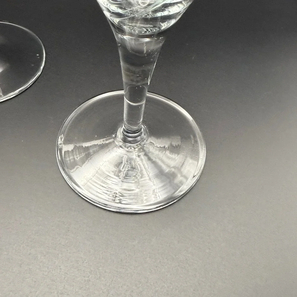 Vintage‎ Set 2 Etched Floral Martini Glasses Clear Glass Frosted Flower Stemware